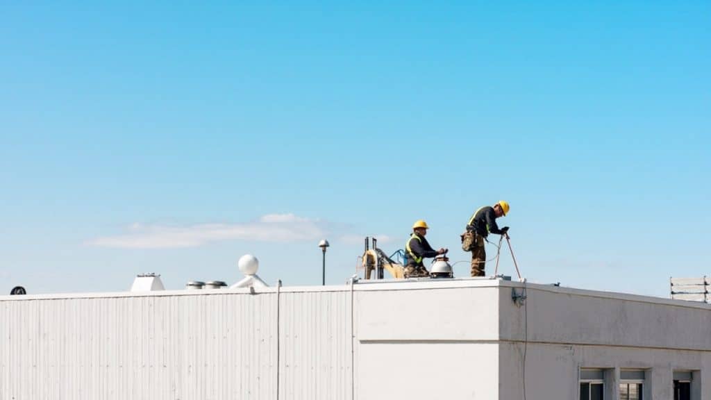 Commercial Roof Maintenance in Greater Katy TX 77494